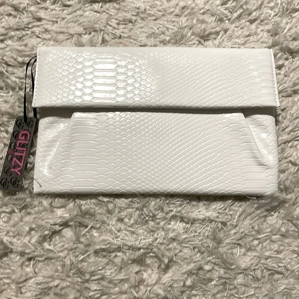 Women's White Faux Leather Croc Front Flap Clutch Purse Chain Crossbody Strap